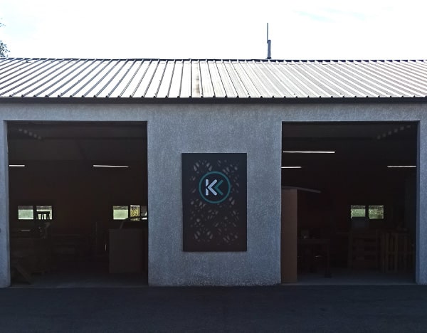 Ateliers de production de cache clim et de cache pompe à chaleur Kachklim - fabriqué en occitanie